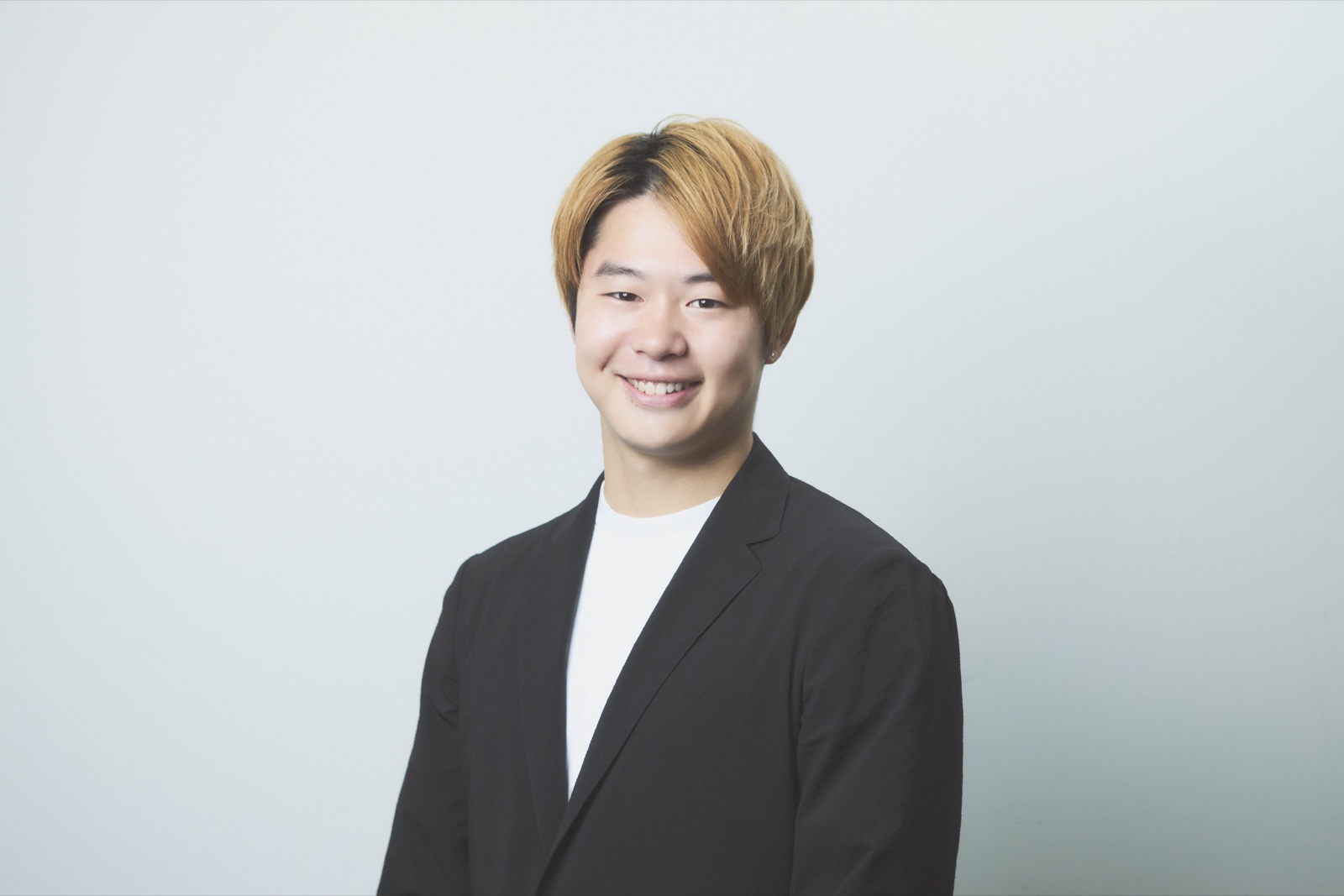 中内 玲